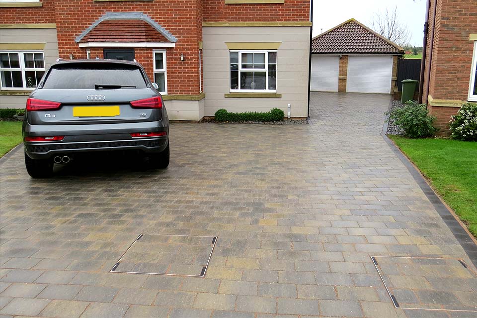 Driveway Contractor Installation Ingleby Barwick